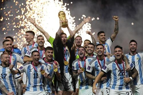 Ngôi vô địch World Cup 2022 xoa dịu nỗi đau kinh tế của Argentina