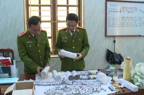 Tự chế pháo để bán
