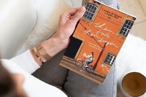 'Thêm tuổi thêm duyên' – cẩm nang giúp phụ nữ vượt qua khủng hoảng tuổi trung niên