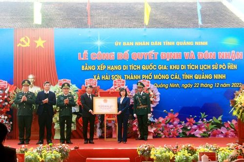 Khu di tích lịch sử Pò Hèn đón nhận Bằng xếp hạng quốc gia