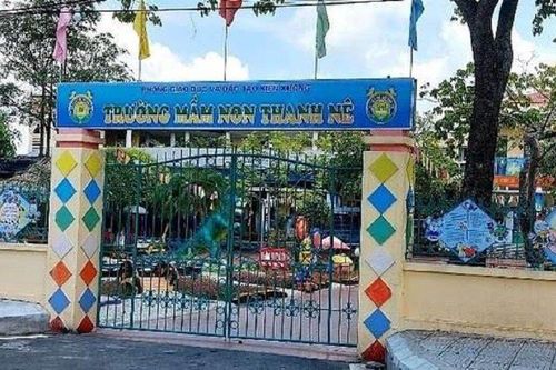Làm rõ vụ bé 2 tuổi bị cô giáo tát bầm tím má
