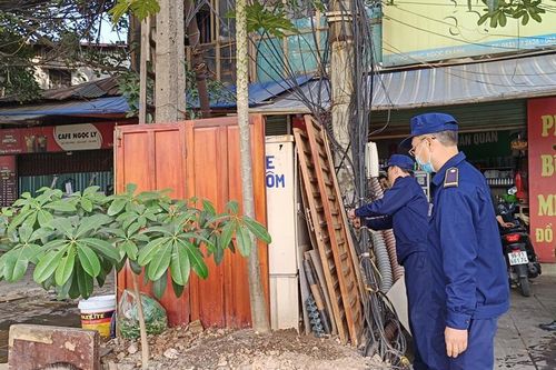 Xử lý 'điểm nóng' quanh đền Voi Phục