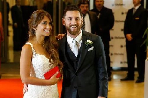Hé lộ gia thế 'khủng' của vợ Messi