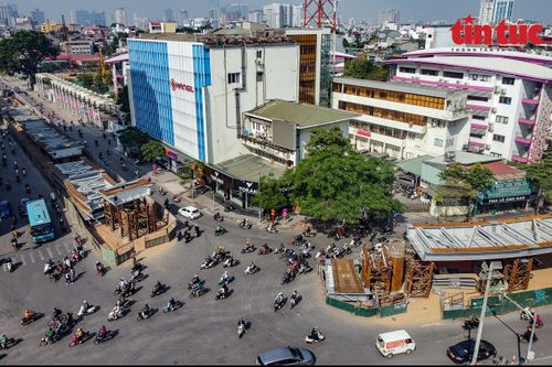 Hà Nội: Tăng tốc thi công cầu vượt chữ C sau 6 tháng chậm tiến độ