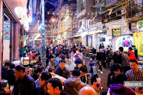 Hà Nội khai trương phố ẩm thực đêm Đảo Ngọc - Ngũ Xã