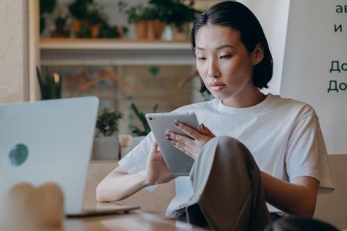 Làn sóng các công ty cắt thưởng Tết