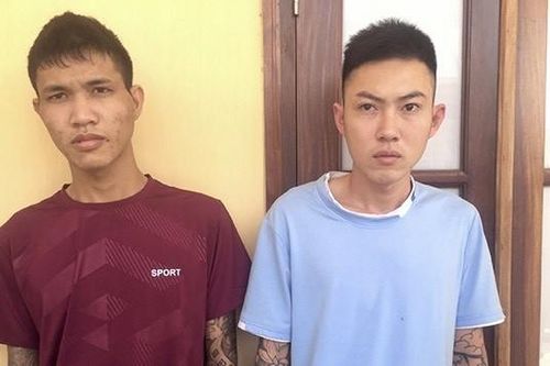 Bắt 2 đối tượng kề dao uy hiếp cướp tài sản