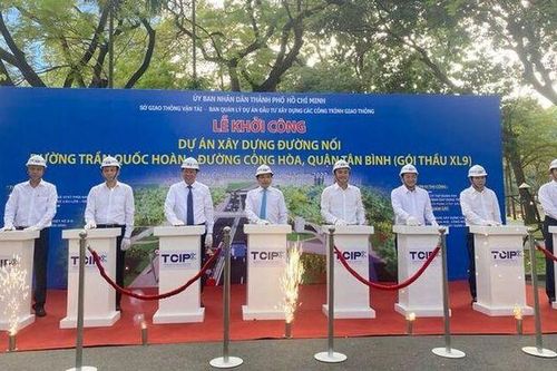 Khởi công dự án đường nối sân bay Tân Sơn Nhất hơn 4.800 tỷ đồng