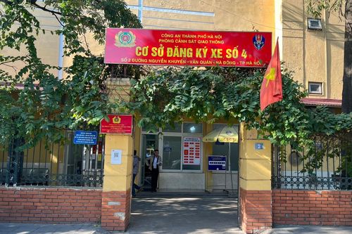 Công dân 12 quận nội thành đăng ký xe ô tô tại 3 cơ sở của Phòng Cảnh sát giao thông