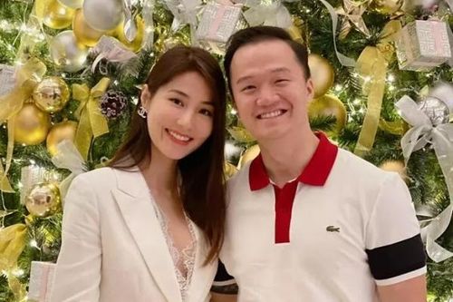 Diễm My 9x được bạn trai cầu hôn