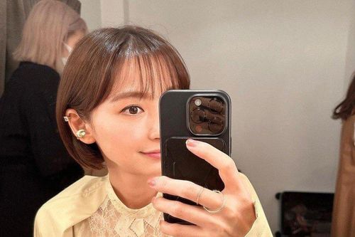 Nữ ca sĩ nổi tiếng Nhật Bản bị chồng kiện vì ngoại tình với đàn ông đã có vợ