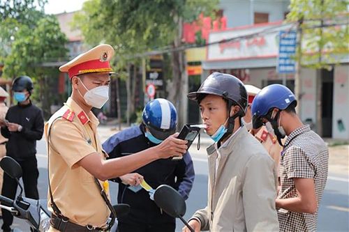 Xử lý 601 trường hợp vi phạm trật tự an toàn giao thông đường bộ