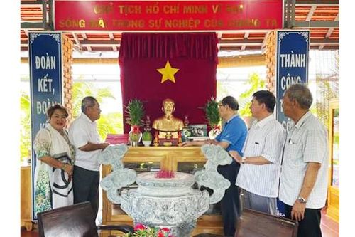 Gan dạ thời chiến, tình nghĩa thời bình