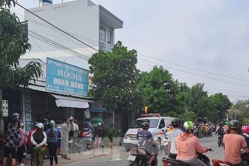 Phát hiện thi thể phụ nữ bị cứa cổ trong phòng trọ ở Bình Dương