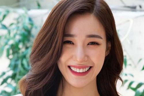 5 năm sau khi rời SM: Tiffany Young đóng phim với Song Joong Ki, đầu quân cho công ty mới