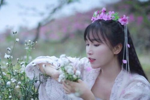 Lý Tử Thất hòa giải với công ty sau vụ tranh chấp quyền lợi, 'tiên nữ đồng quê' sắp trở lại