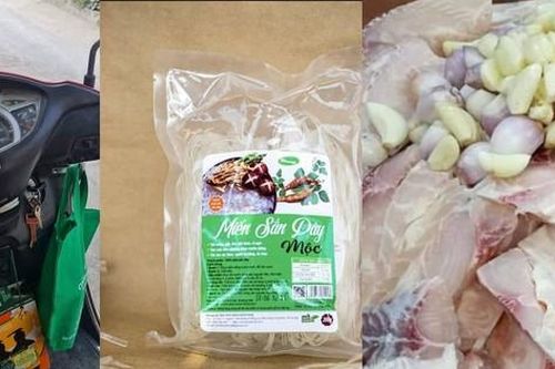 Giáo viên ngóng thưởng, 'quay cuồng' làm thêm để có tiền tiêu Tết