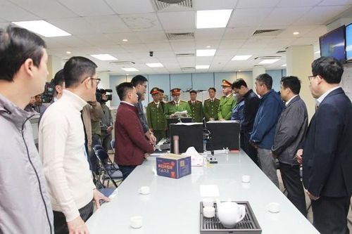 Cục trưởng Cục Đăng kiểm Việt Nam phải chịu trách nhiệm về công tác quản lý cán bộ