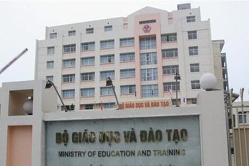 Kiến nghị xử lý trách nhiệm Bộ trưởng GD&ĐT các thời kỳ để xảy ra sai phạm quản lý sách giáo khoa