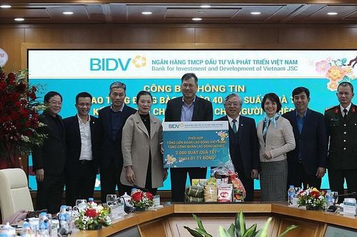 40.000 suất quà Tết trị giá 20 tỷ được BIDV dành tặng đồng bào nghèo