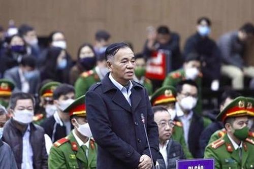 Cựu Bí thư Đồng Nai bật khóc, xin giảm nhẹ hình phạt