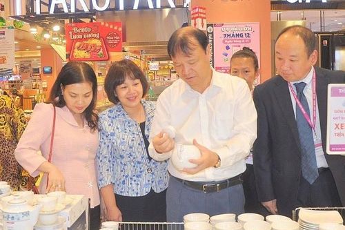 Hợp tác đưa hàng Việt vào hệ thống AEON