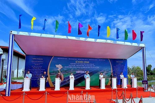 Khởi công đầu tư xây dựng cao tốc bắc-nam đoạn Hậu Giang-Cà Mau