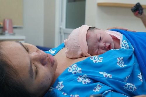 Những công dân đầu tiên của TPHCM chào đời trong thời khắc giao thừa