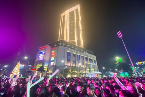 Rộn ràng không khí chào xuân năm mới 2023 tại Huế