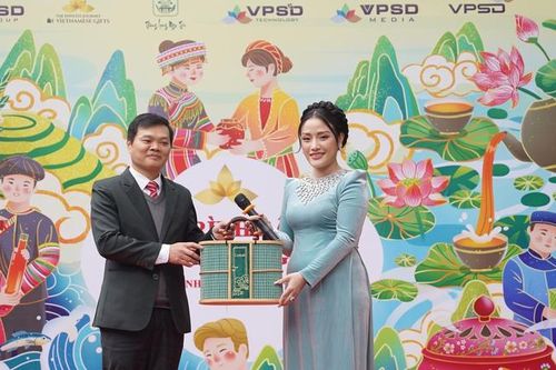 'Hành trình bất tận của quà tặng Việt' ấm áp và lan tỏa yêu thương