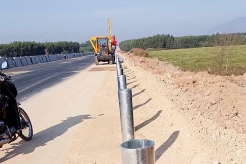 Thông xe kỹ thuật toàn tuyến cao tốc Phan Thiết-Dầu Giây