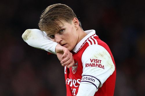Arsenal đứt mạch 10 trận thắng tại Premier League