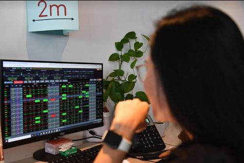 Sự kiện chứng khoán đáng chú ý ngày 4/1