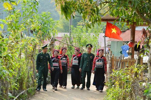 Bộ đội Biên phòng Điện Biên tăng cường xây dựng thế trận lòng dân