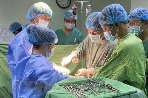 Mổ ghép thành công chuyển ngón chân thành ngón tay cho bệnh nhân