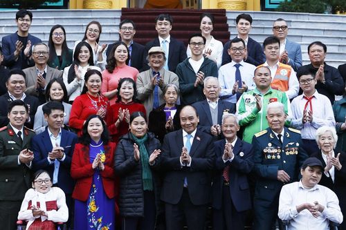Chủ tịch nước gặp mặt các nhân vật trong chương trình 'Việc tử tế'