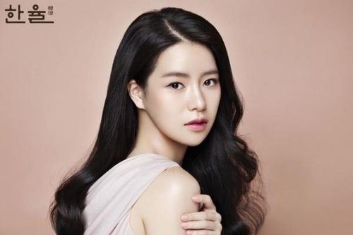 Lim Ji Yeon 'Vinh quang trong hận thù' thay đổi vận mệnh nhờ vai diễn 18+