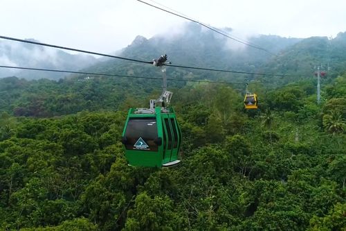 Núi Cấm điểm đến kỳ thú