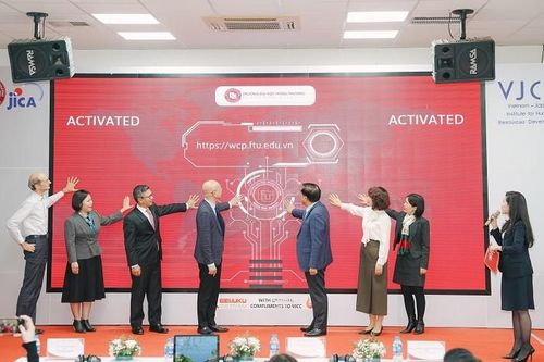 Tiến bộ công nghệ và bối cảnh mới đối với thương mại và đầu tư quốc tế