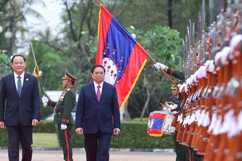 Lễ đón Thủ tướng Phạm Minh Chính thăm chính thức Lào