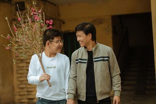 Bộ ảnh ấm áp tình phụ tử của cha con nghệ sĩ Quốc Tuấn