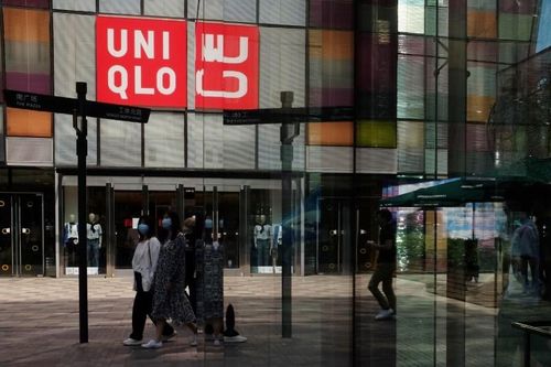 Nhà điều hành Uniqlo sẽ tăng lương cho người lao động tại Nhật Bản