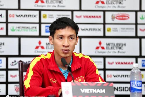 Đỗ Hùng Dũng: Tuyển Việt Nam đang sung sức để đấu với Thái Lan