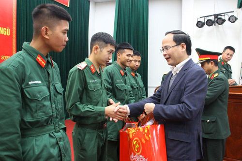 Niềm vui ngày trở về