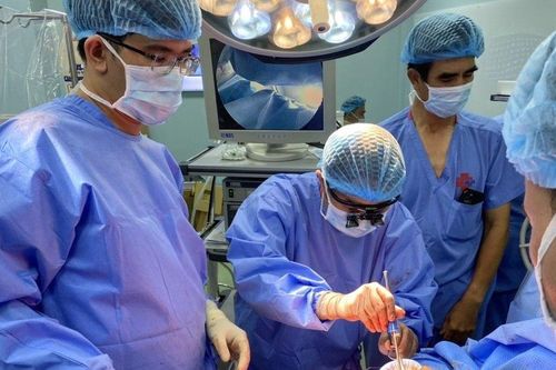 Tp.HCM: Phẫu thuật thành công ca ung thư thận hiếm gặp