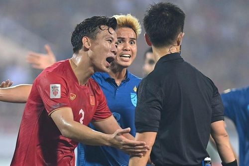 Tuyển Việt Nam không còn là chính mình khi gặp Thái