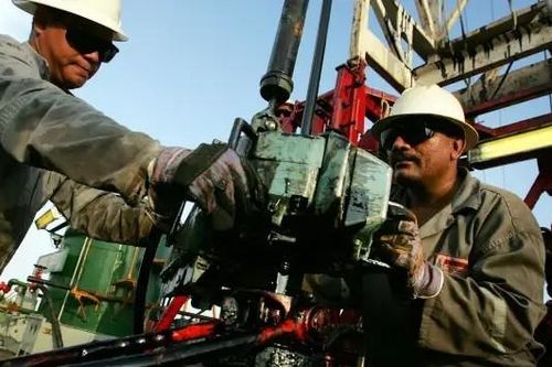 Venezuela khẳng định sẵn sàng ký hợp đồng giao thương với tất cả các công ty năng lượng trên thế giới