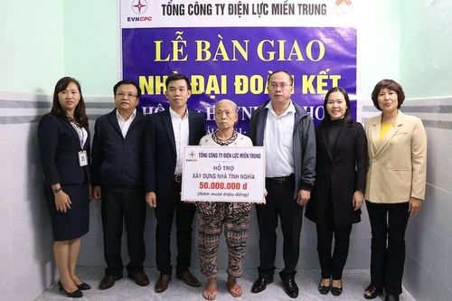 Điện lực Miền Trung hỗ trợ xây dựng 70 căn nhà tình nghĩa
