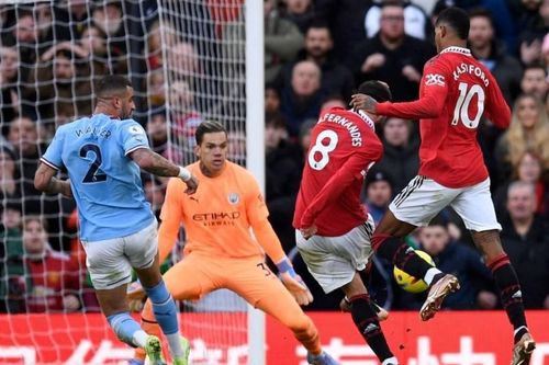 Vì sao bàn thắng của Bruno Fernandes trong trận MU - Man City, vòng 20 Ngoại hạng Anh gây tranh cãi?