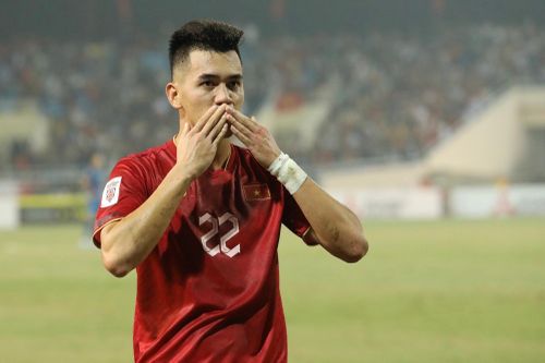BLV Quang Tùng: Thái Lan quá hay khiến tuyển Việt Nam mắc sai lầm